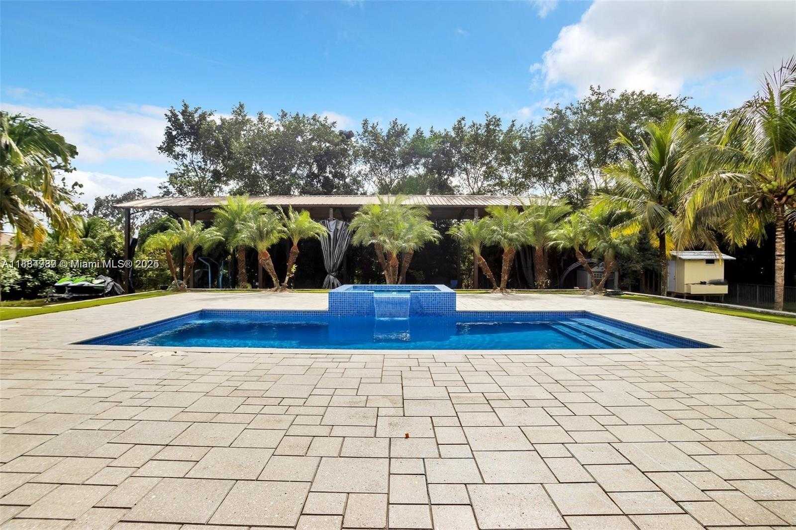 Small Image of 11350 NORTH WEST 8TH ST, Plantation Number 53