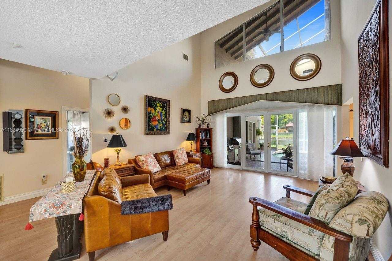 Small Image of 9940 SOUTH WEST 4TH ST, Plantation Number 10