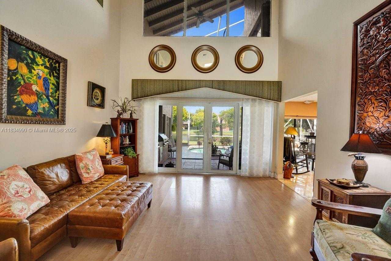 Small Image of 9940 SOUTH WEST 4TH ST, Plantation Number 17