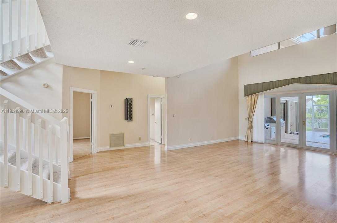 Small Image of 9940 SOUTH WEST 4TH ST, Plantation Number 19