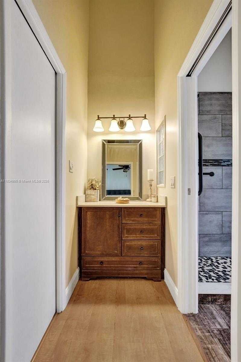Small Image of 9940 SOUTH WEST 4TH ST, Plantation Number 22