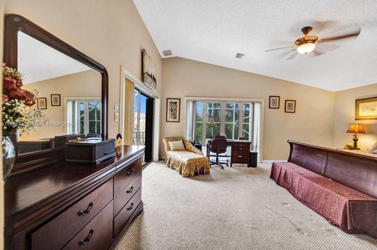 Small Image of 9940 SOUTH WEST 4TH ST, Plantation Number 42
