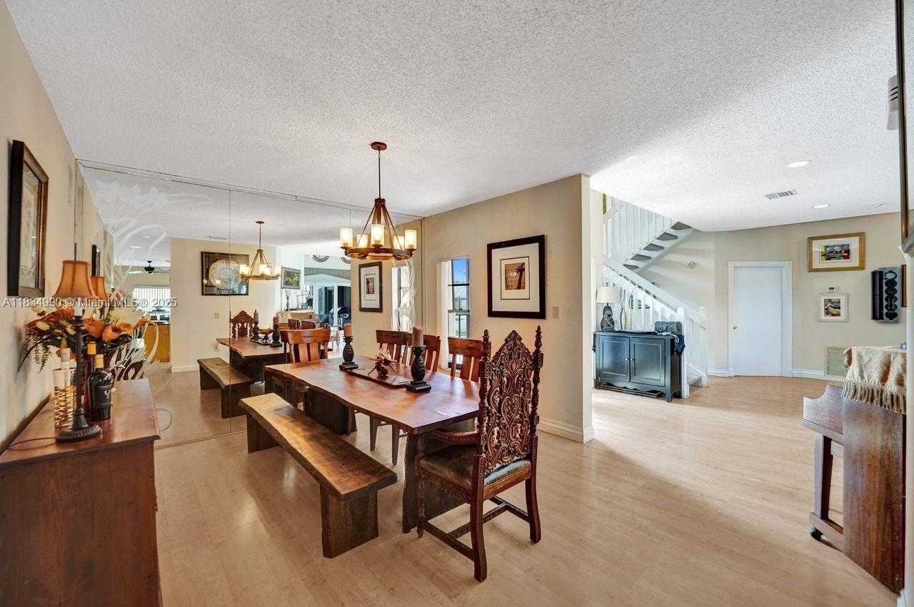 Small Image of 9940 SOUTH WEST 4TH ST, Plantation Number 44