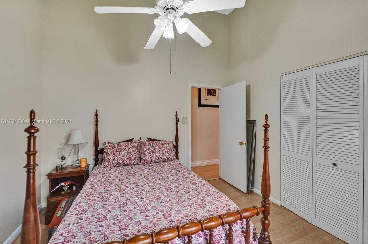 Small Image of 9940 SOUTH WEST 4TH ST, Plantation Number 56