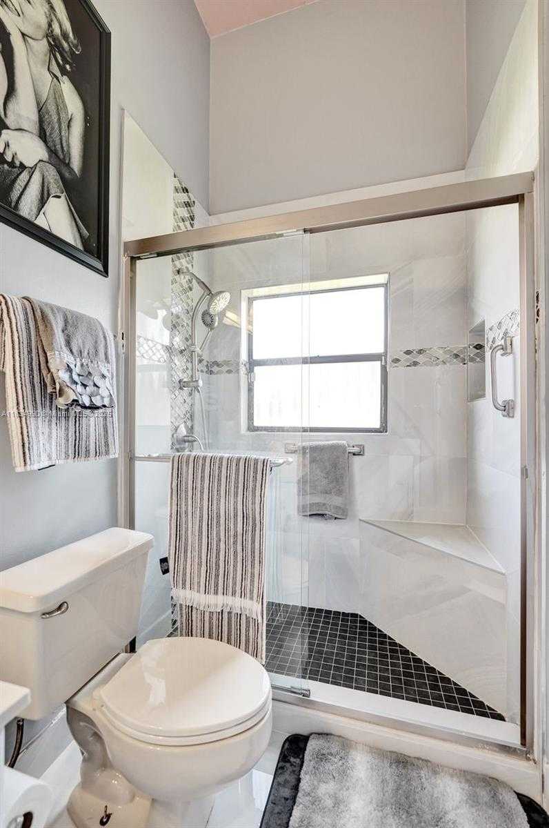 Small Image of 9940 SOUTH WEST 4TH ST, Plantation Number 61