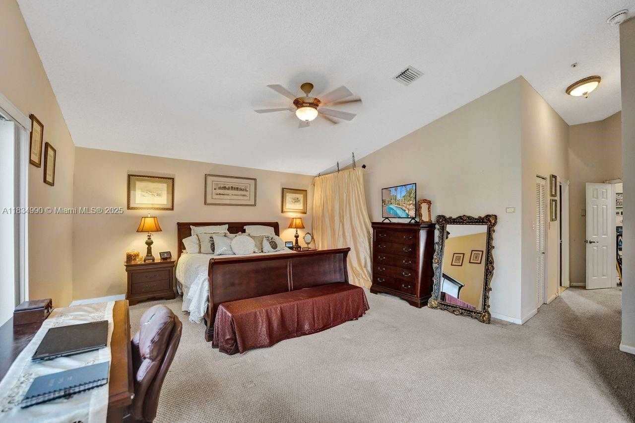 Small Image of 9940 SOUTH WEST 4TH ST, Plantation Number 79