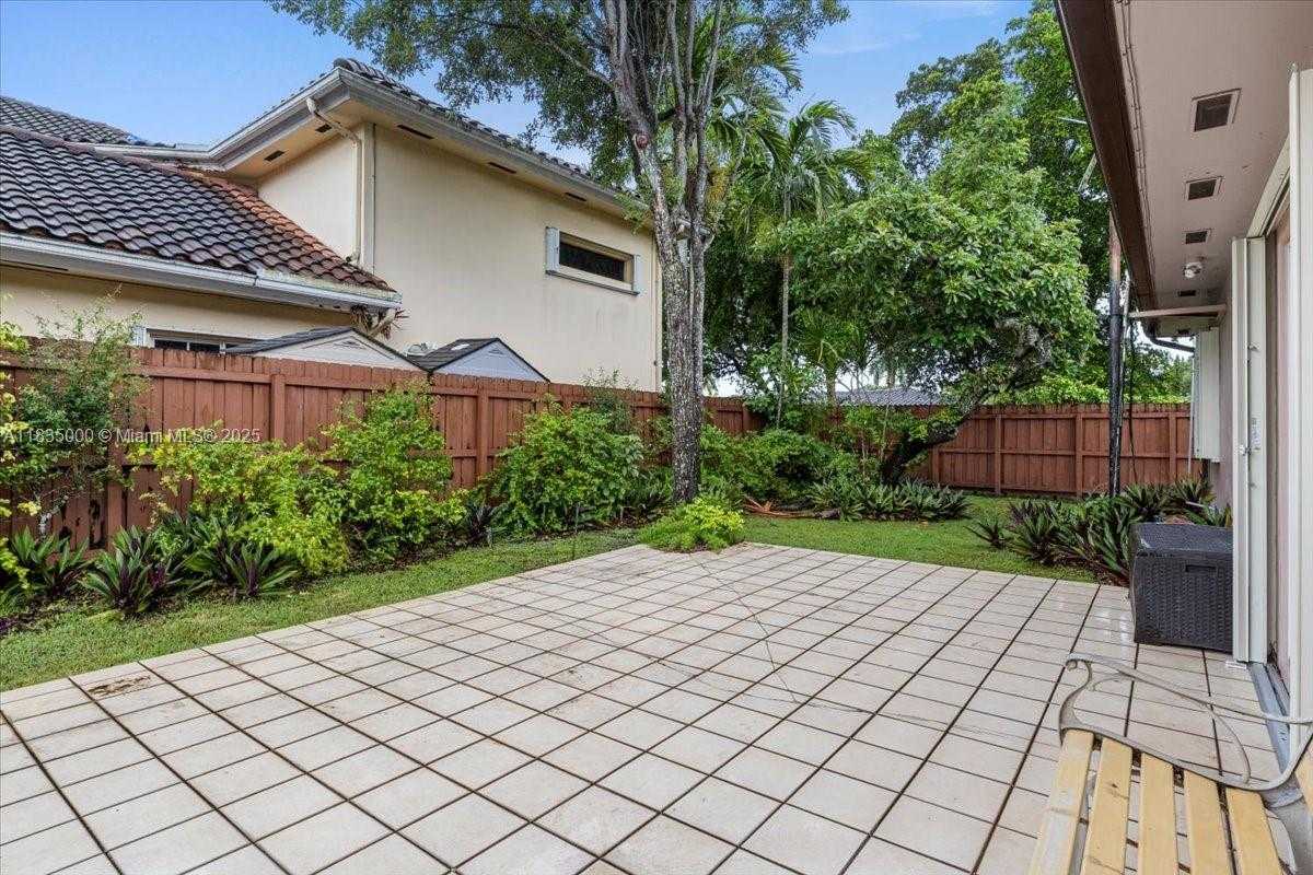 Small Image of 14181 LEANING PINE DR, Miami Lakes Number 18