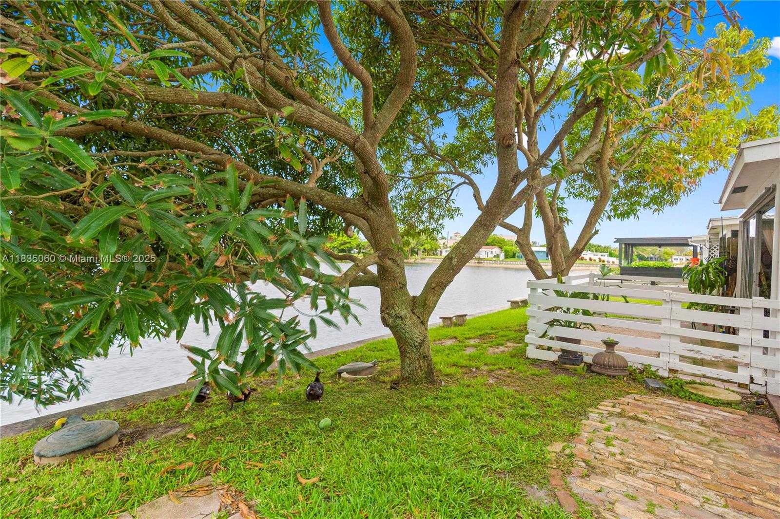 Small Image of 2418 NORTH WEST 52ND ST, Tamarac Number 20