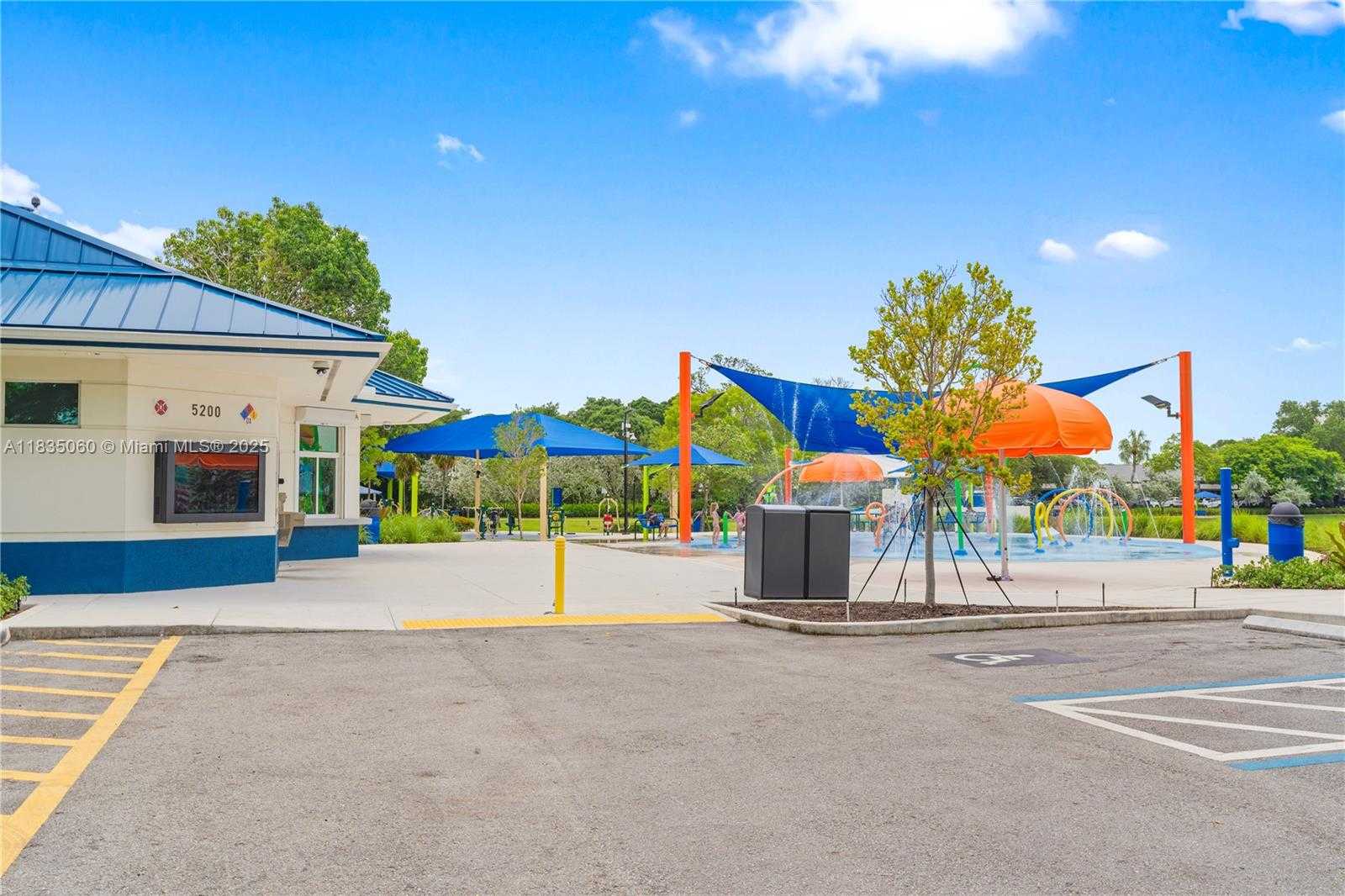 Small Image of 2418 NORTH WEST 52ND ST, Tamarac Number 25