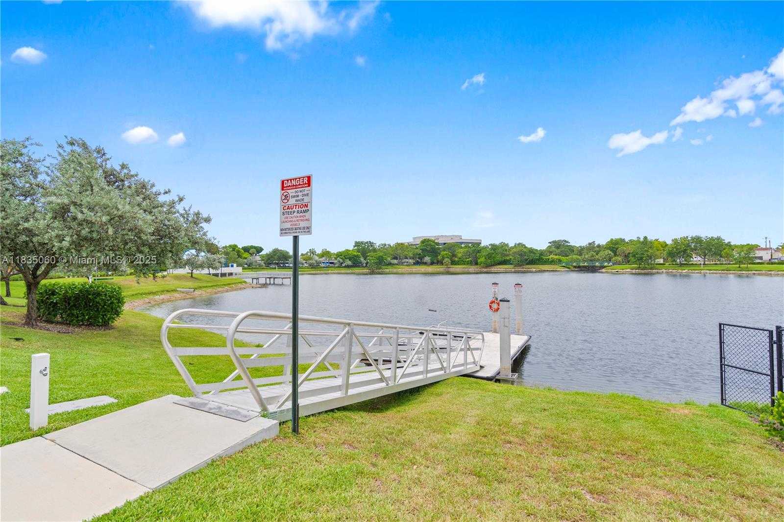 Small Image of 2418 NORTH WEST 52ND ST, Tamarac Number 26