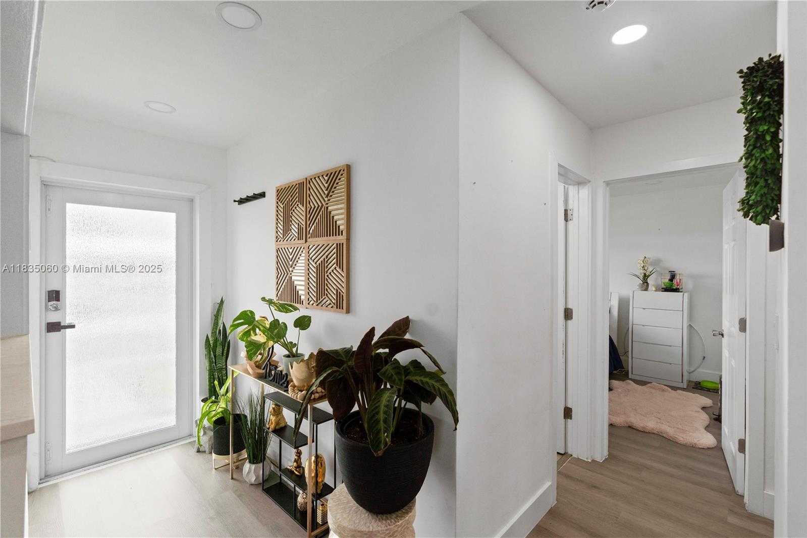 Small Image of 2418 NORTH WEST 52ND ST, Tamarac Number 5