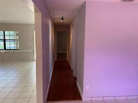 Small Image of 12600 SOUTH WEST 10TH CT, Davie Number 10