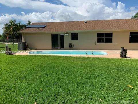 Small Image of 12600 SOUTH WEST 10TH CT, Davie Number 15