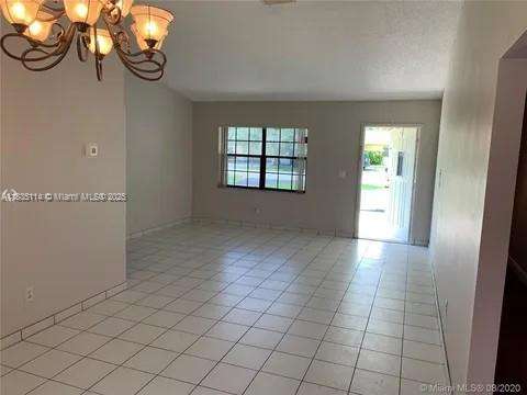 Small Image of 12600 SOUTH WEST 10TH CT, Davie Number 9