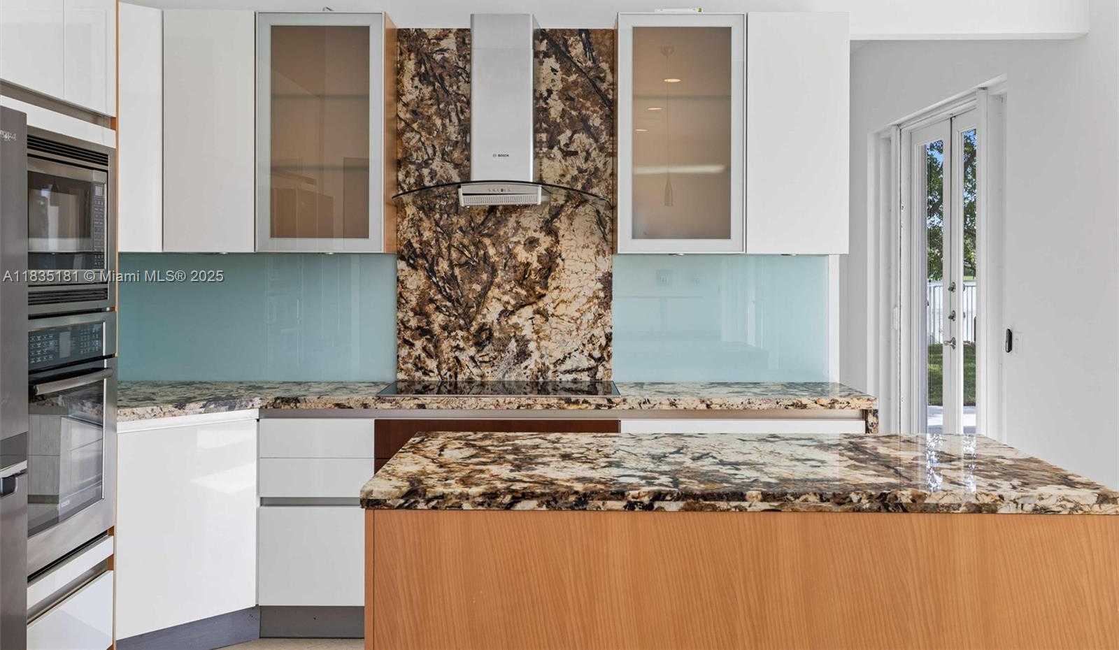 Small Image of 926 MARINA DR, Weston Number 16