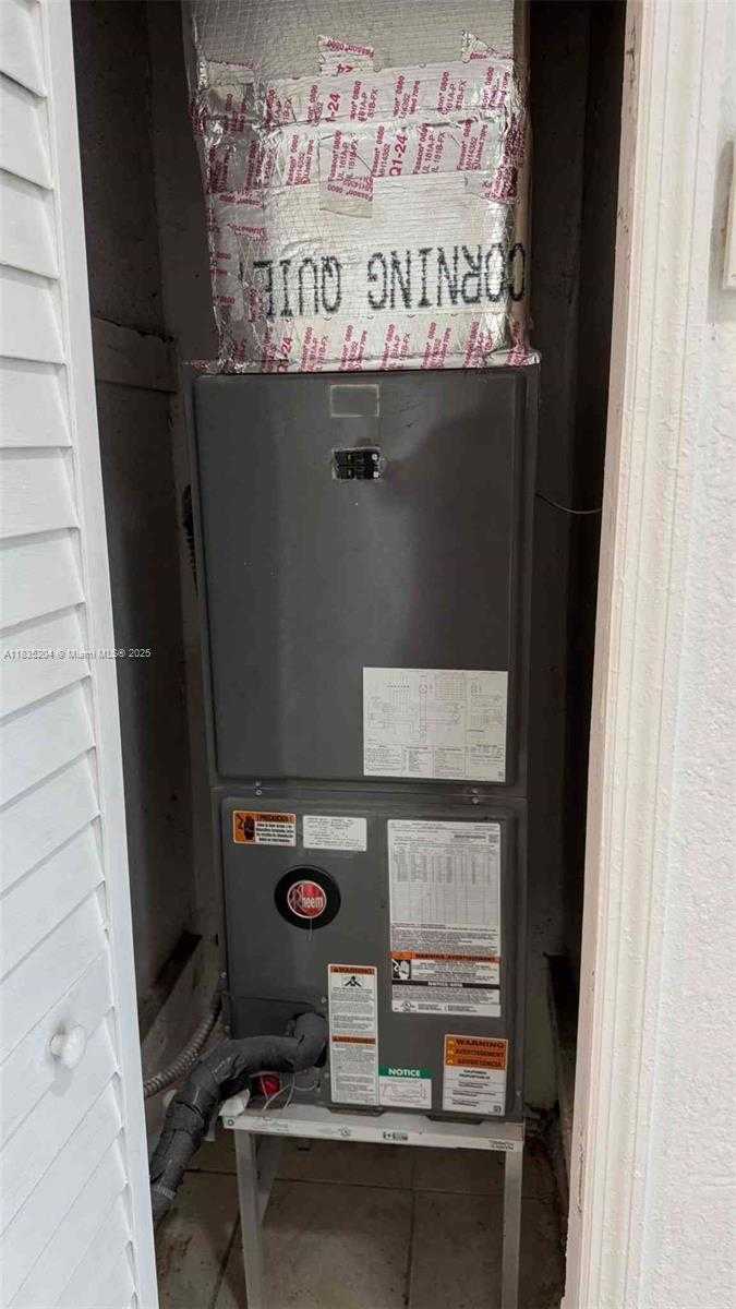 Small Image of 16221 EAST BUNCHE PARK DR, Miami Gardens Number 14
