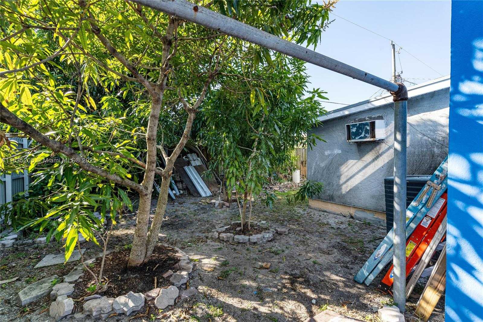 Small Image of 1300 NORTH EAST 203RD ST, Miami Number 32