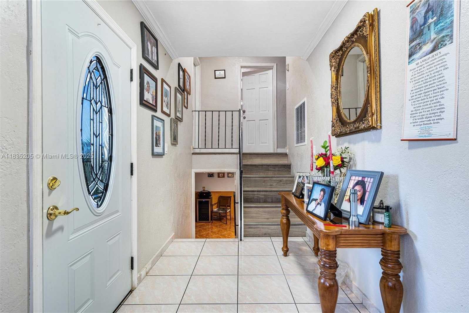 Small Image of 1300 NORTH EAST 203RD ST, Miami Number 5