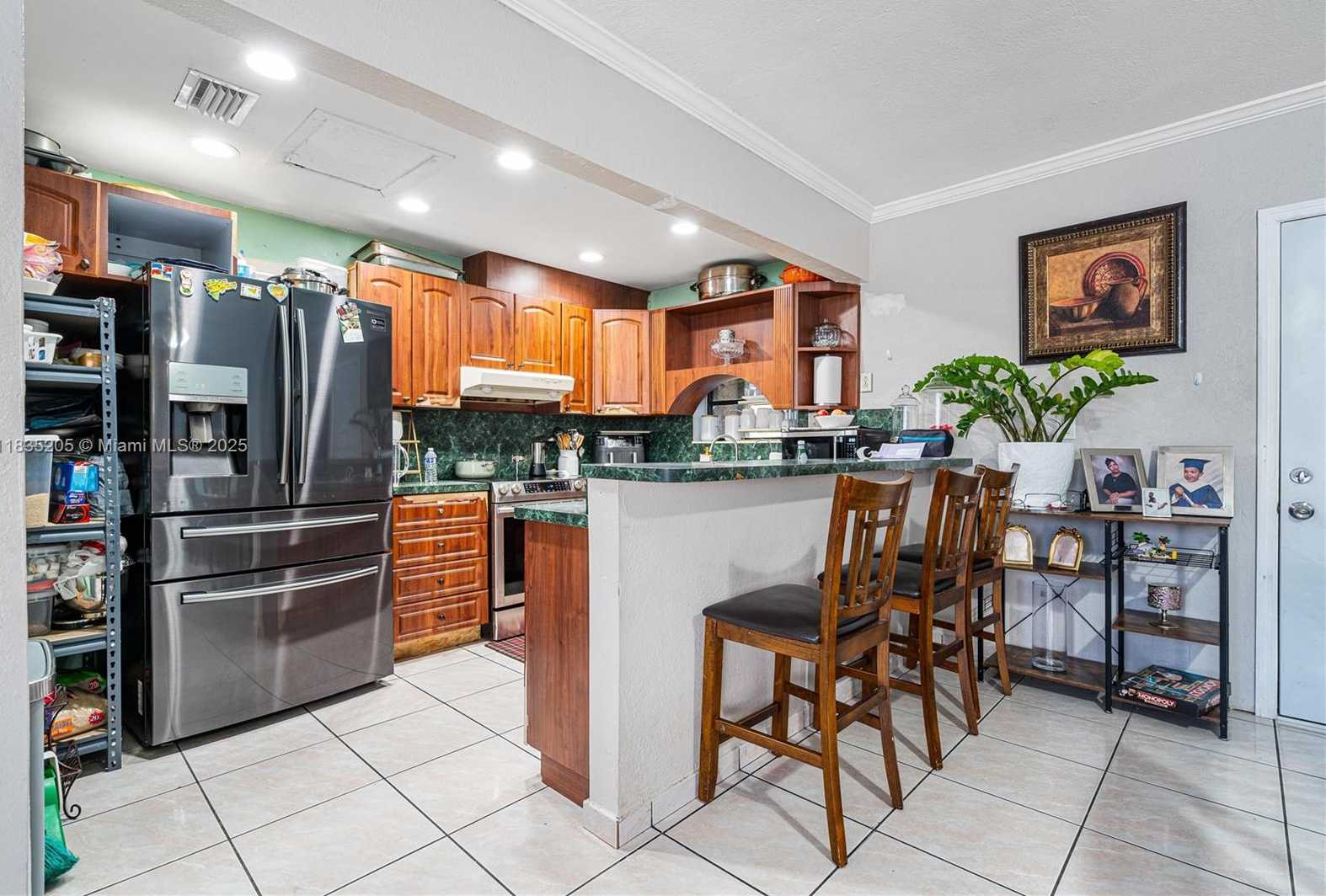 Small Image of 1300 NORTH EAST 203RD ST, Miami Number 7