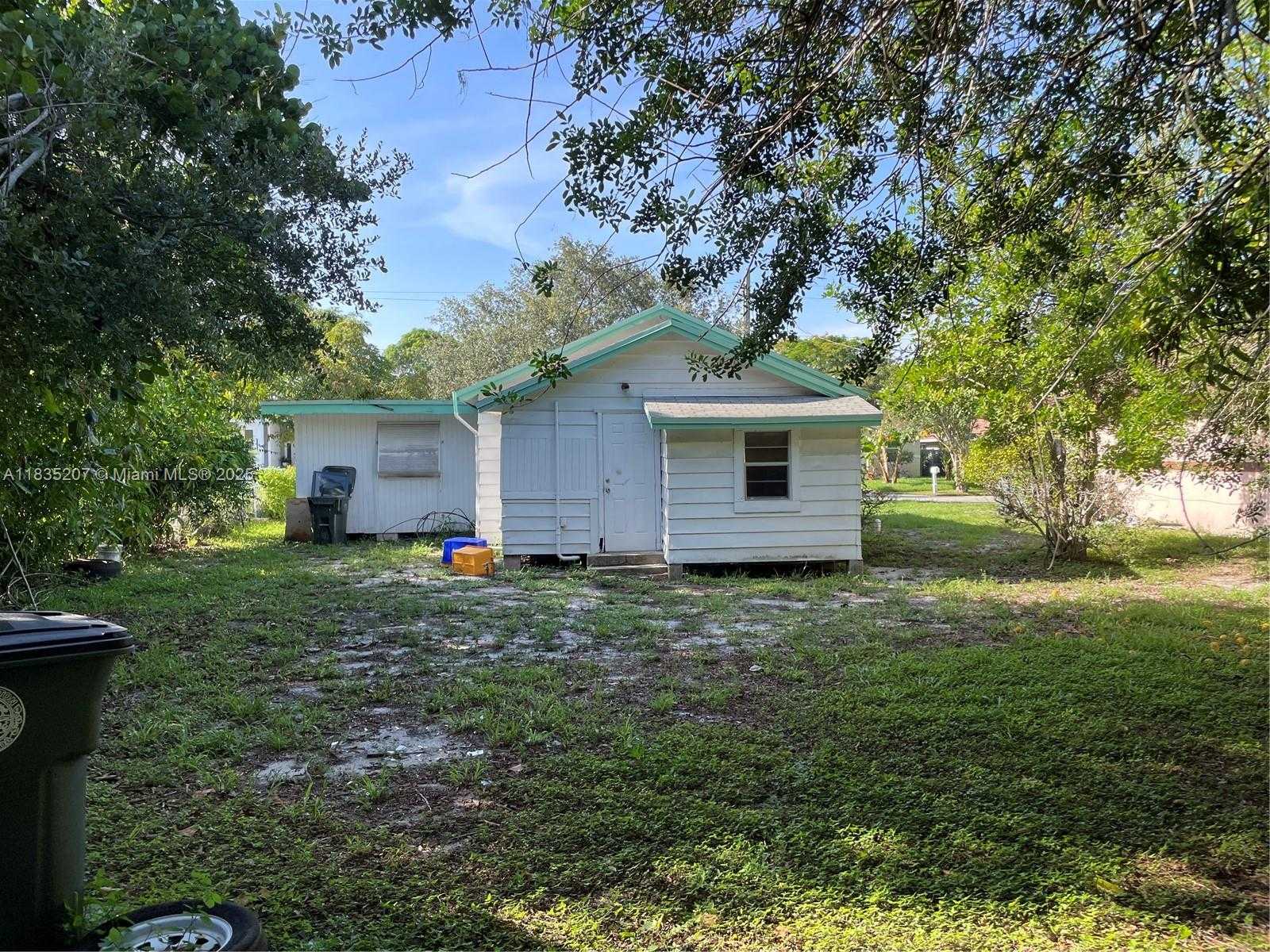 Small Image of 156 SOUTH NE 11TH STREET, Boca Raton Number 6