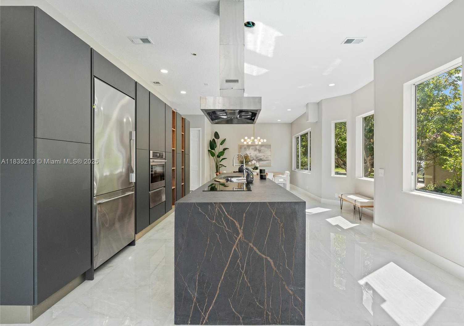 Small Image of 531 STONEMONT DR, Weston Number 11