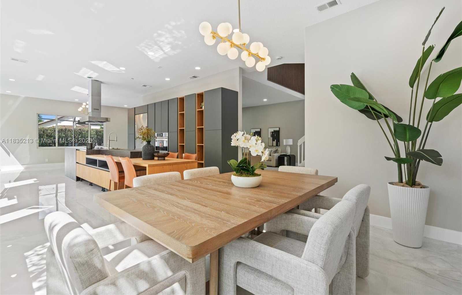 Small Image of 531 STONEMONT DR, Weston Number 8