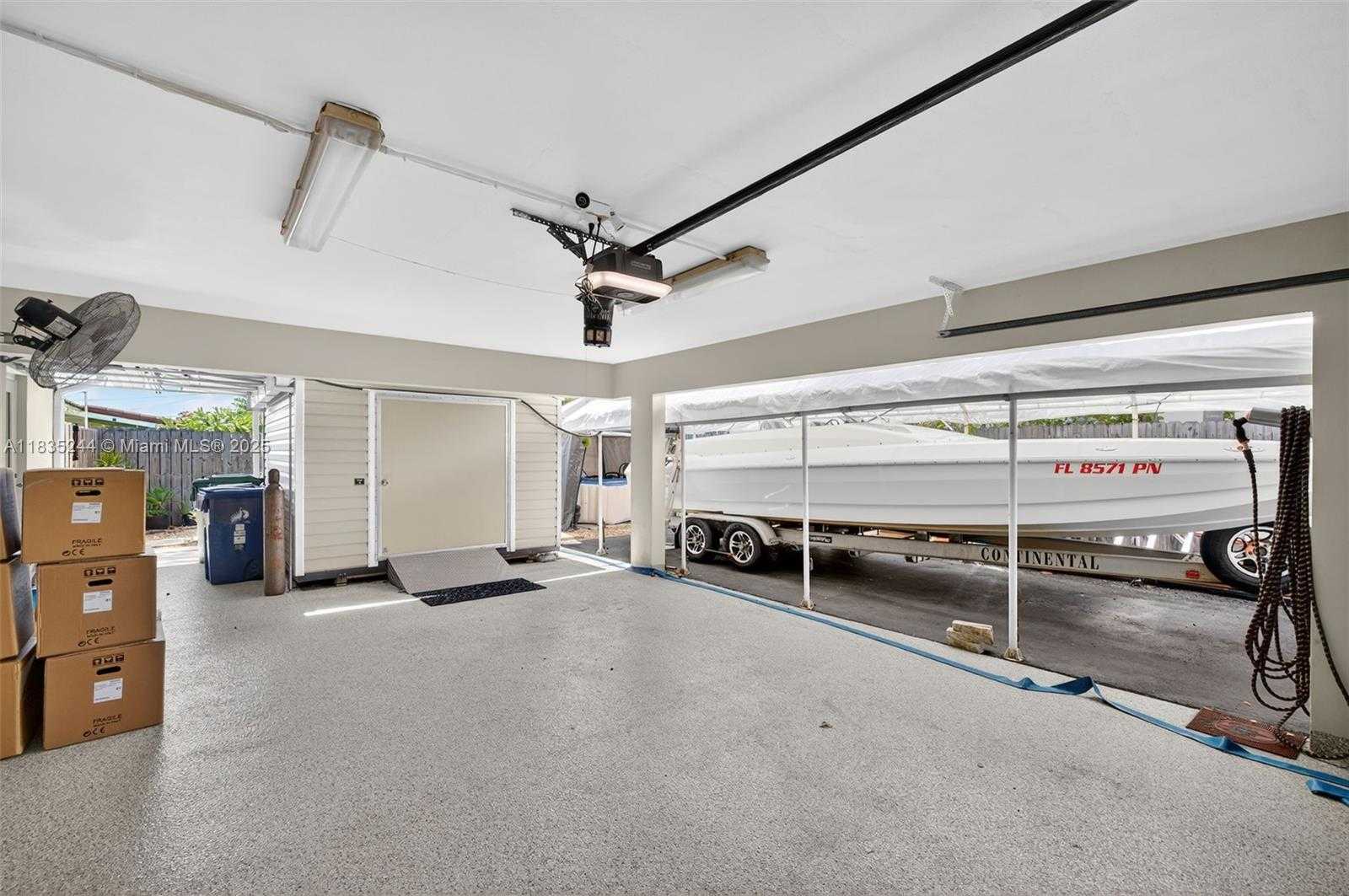 Small Image of 5555 NORTH EAST 20TH TER, Fort Lauderdale Number 29