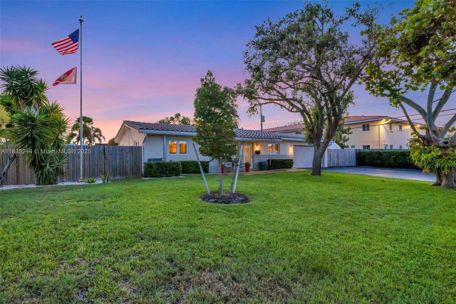 Small Image of 5555 NORTH EAST 20TH TER, Fort Lauderdale Number 39