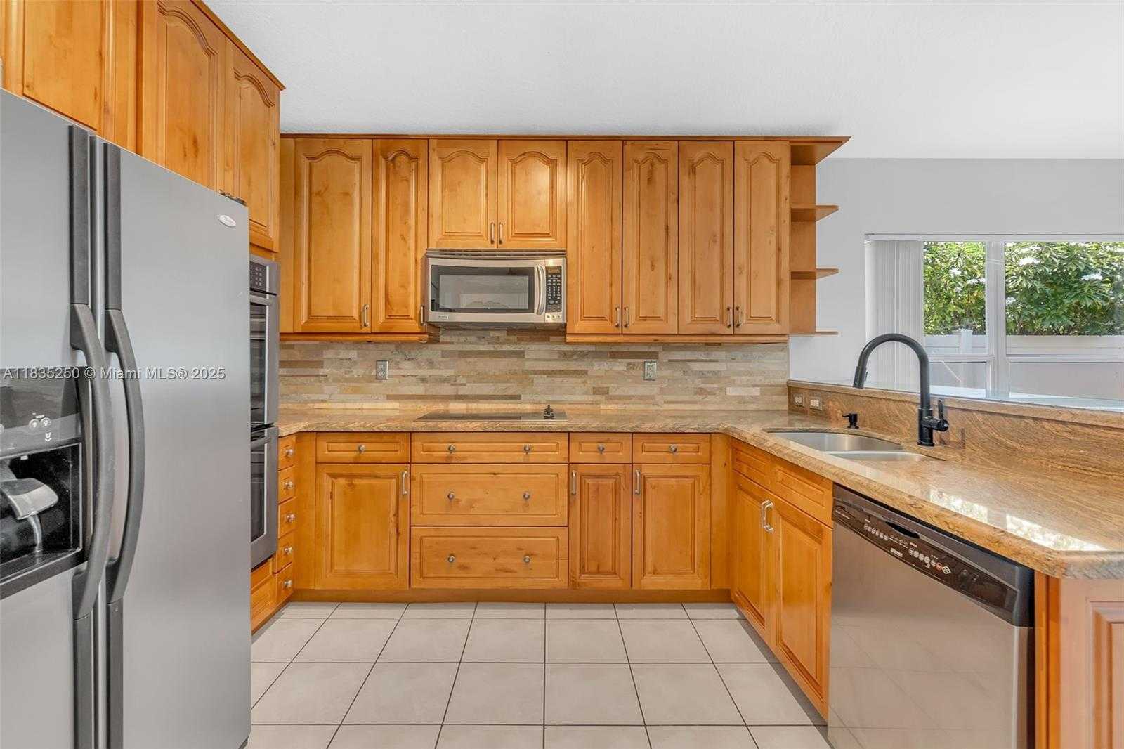 Small Image of 326 SOUTH WEST 162ND AVE, Pembroke Pines Number 12