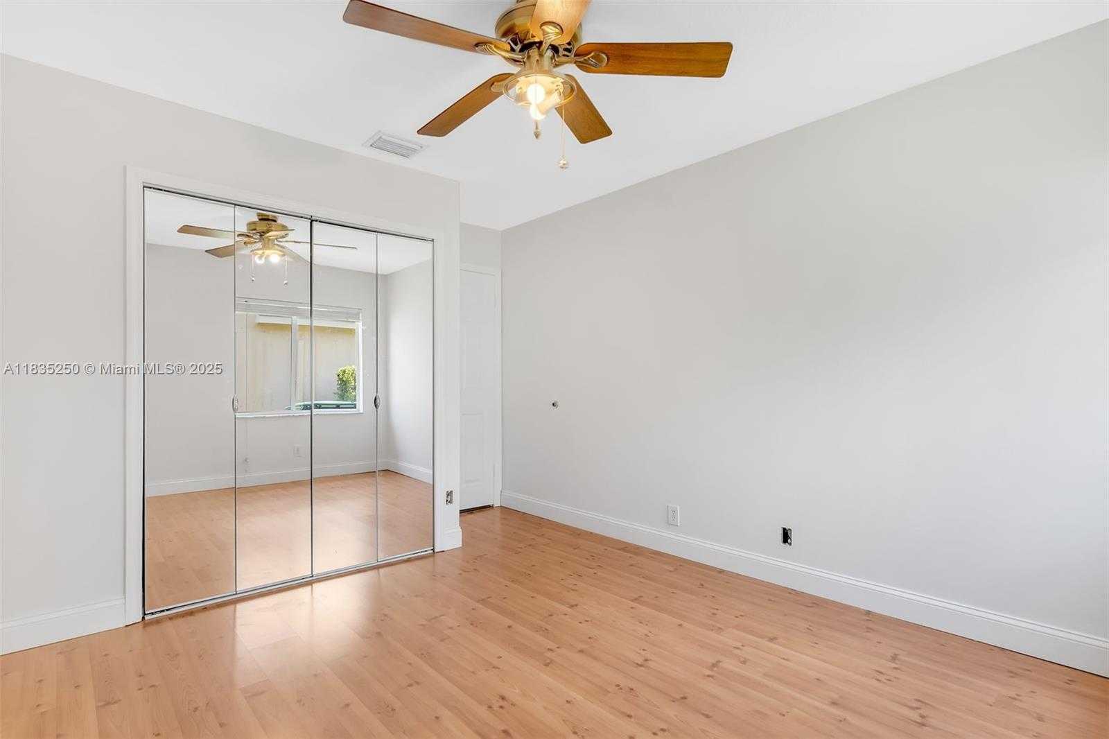 Small Image of 326 SOUTH WEST 162ND AVE, Pembroke Pines Number 22