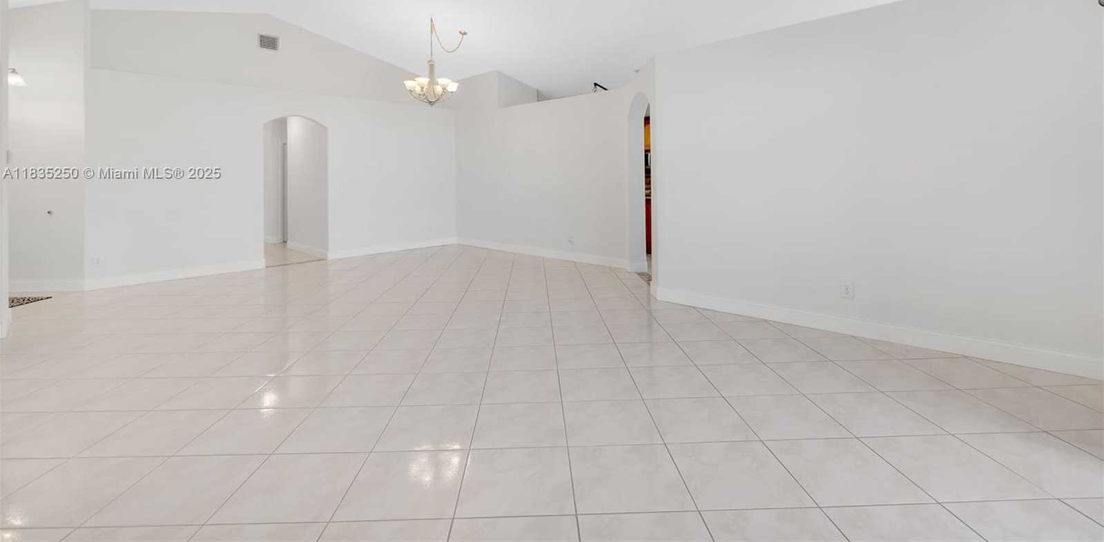 Small Image of 326 SOUTH WEST 162ND AVE, Pembroke Pines Number 7