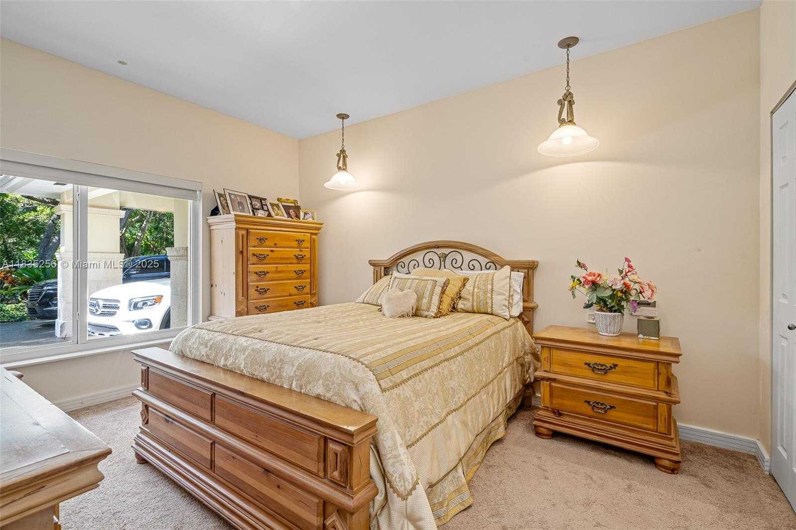 Small Image of 10735 SOUTH WEST 58TH AVE, Pinecrest Number 40