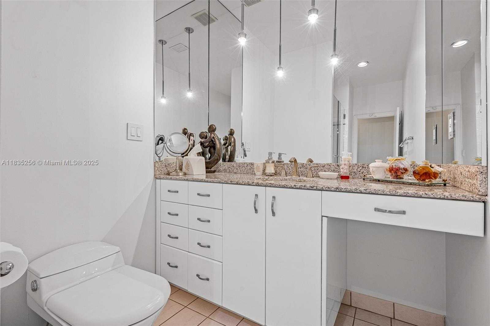 Small Image of 10735 SOUTH WEST 58TH AVE, Pinecrest Number 43
