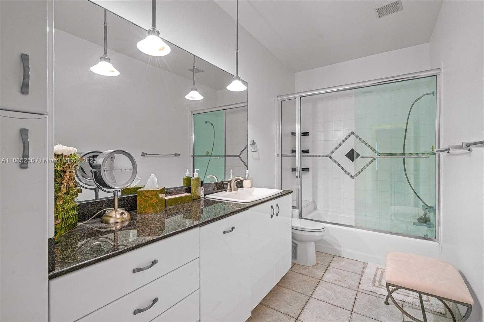Small Image of 10735 SOUTH WEST 58TH AVE, Pinecrest Number 47