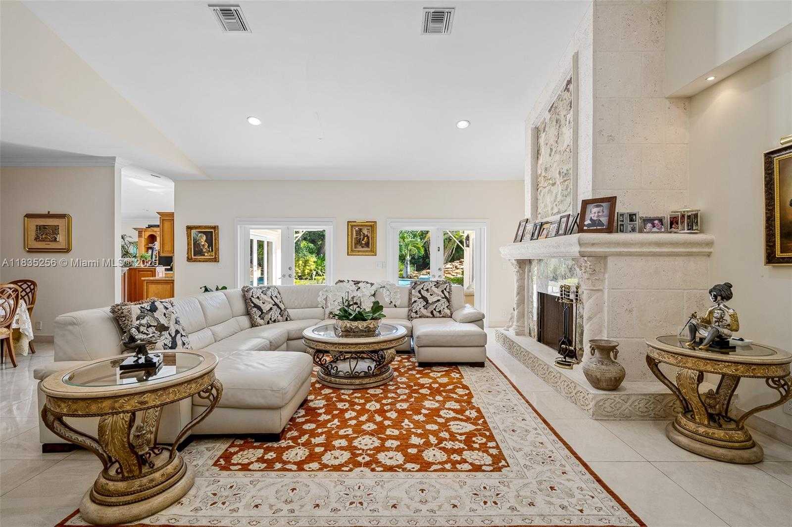 Small Image of 10735 SOUTH WEST 58TH AVE, Pinecrest Number 5