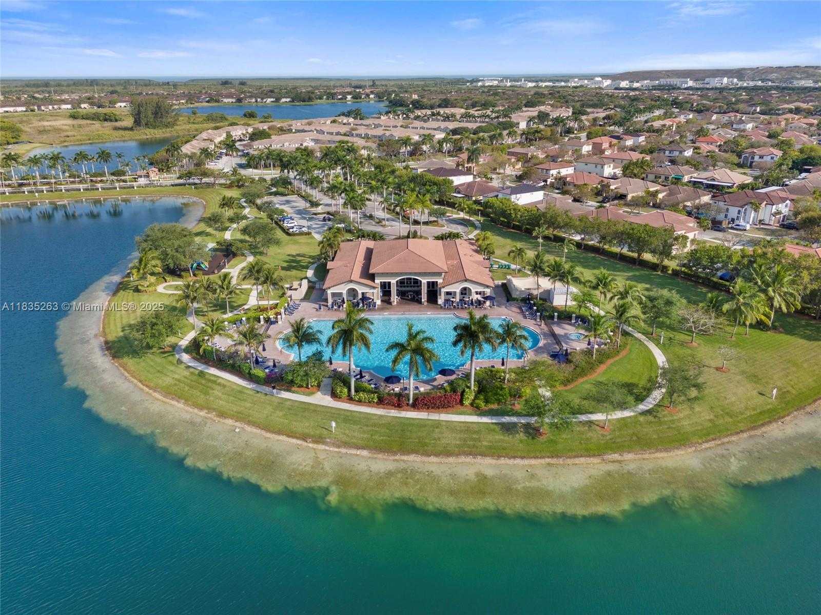 Small Image of 22241 SOUTH WEST 92ND PL, Cutler Bay Number 19