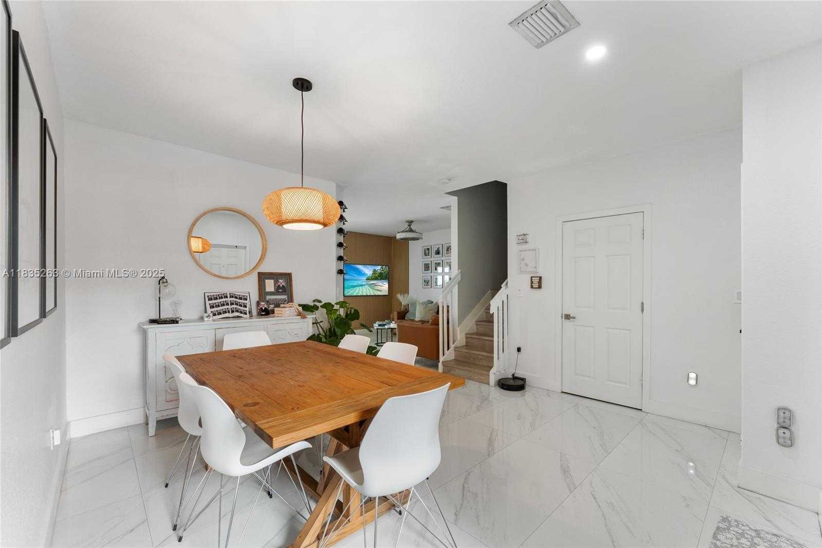Small Image of 22241 SOUTH WEST 92ND PL, Cutler Bay Number 2