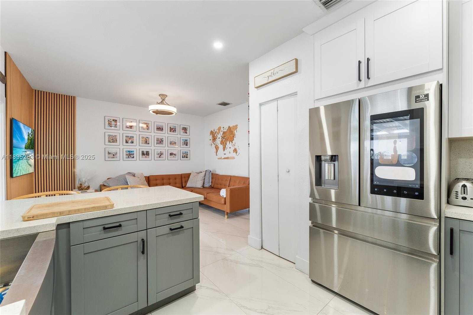 Small Image of 22241 SOUTH WEST 92ND PL, Cutler Bay Number 6