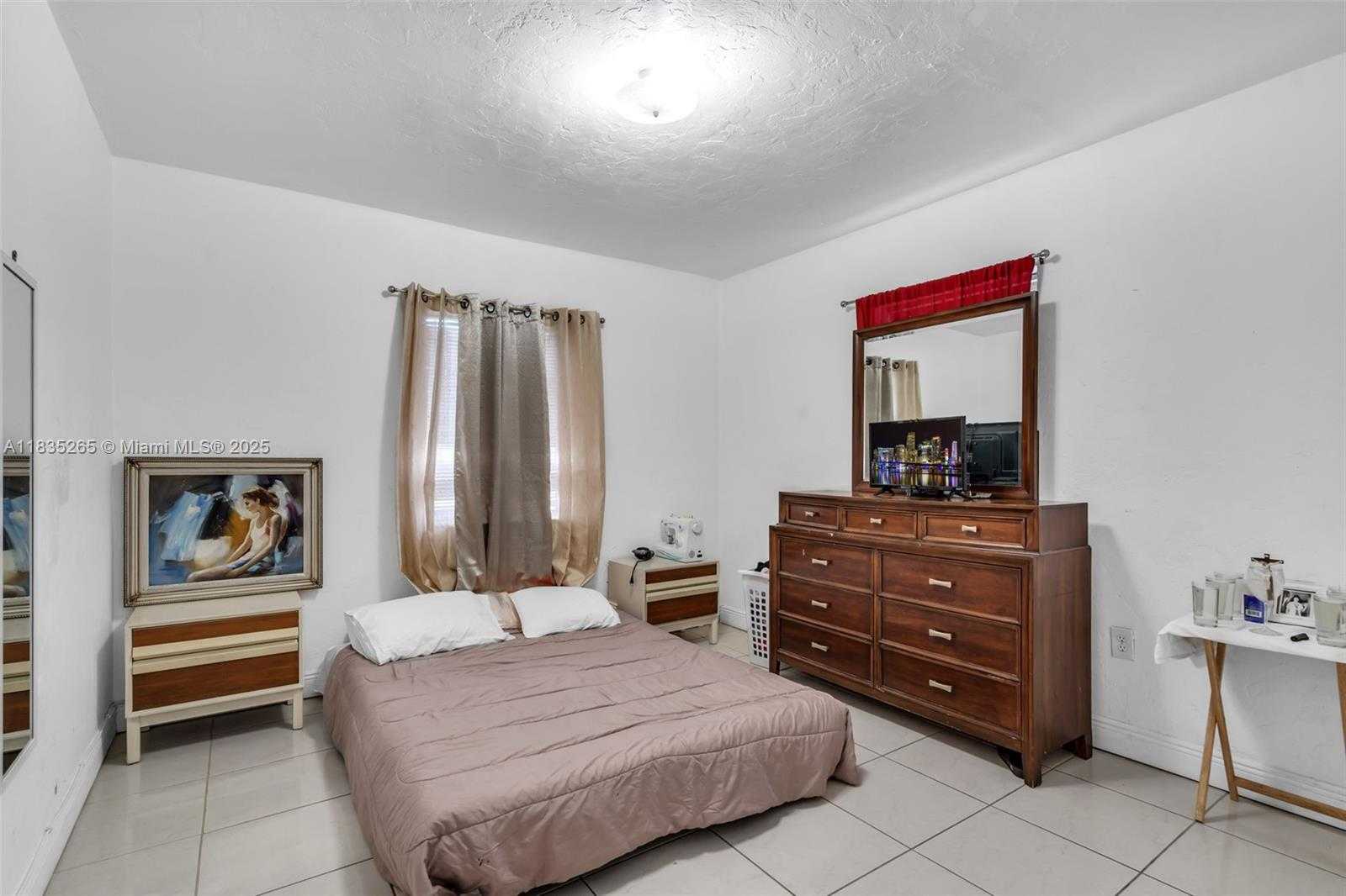 Small Image of 2225 NORTH WEST 122ND ST, Miami Number 14