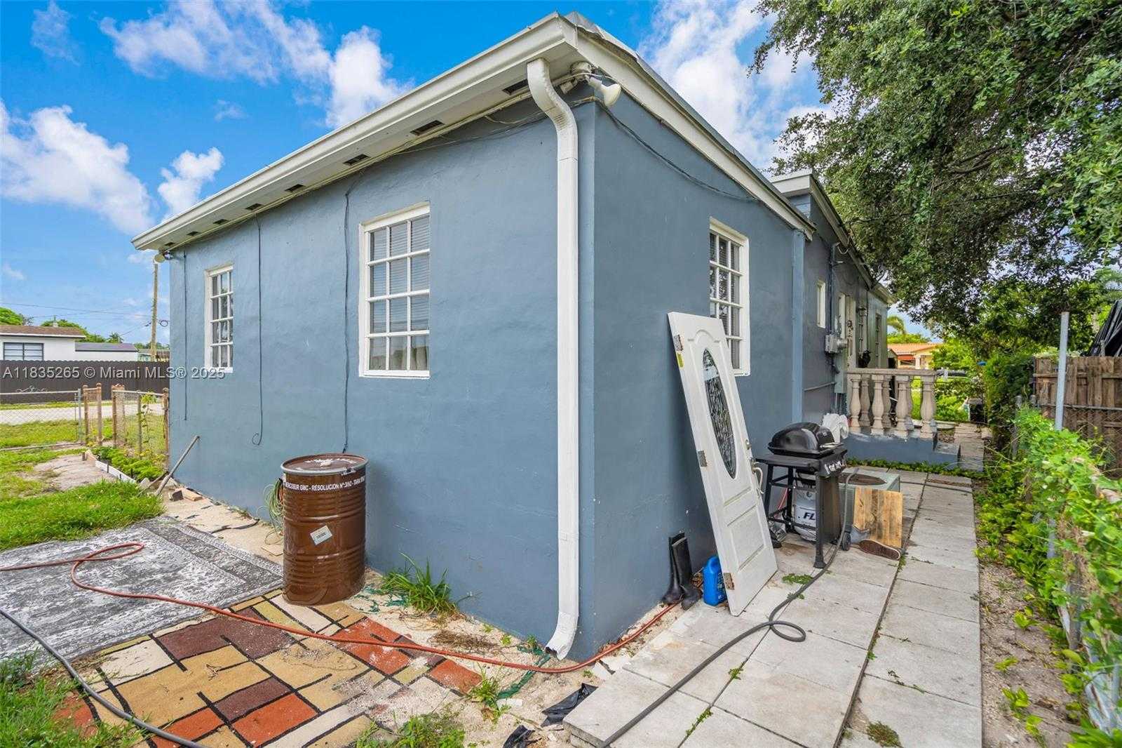 Small Image of 2225 NORTH WEST 122ND ST, Miami Number 17
