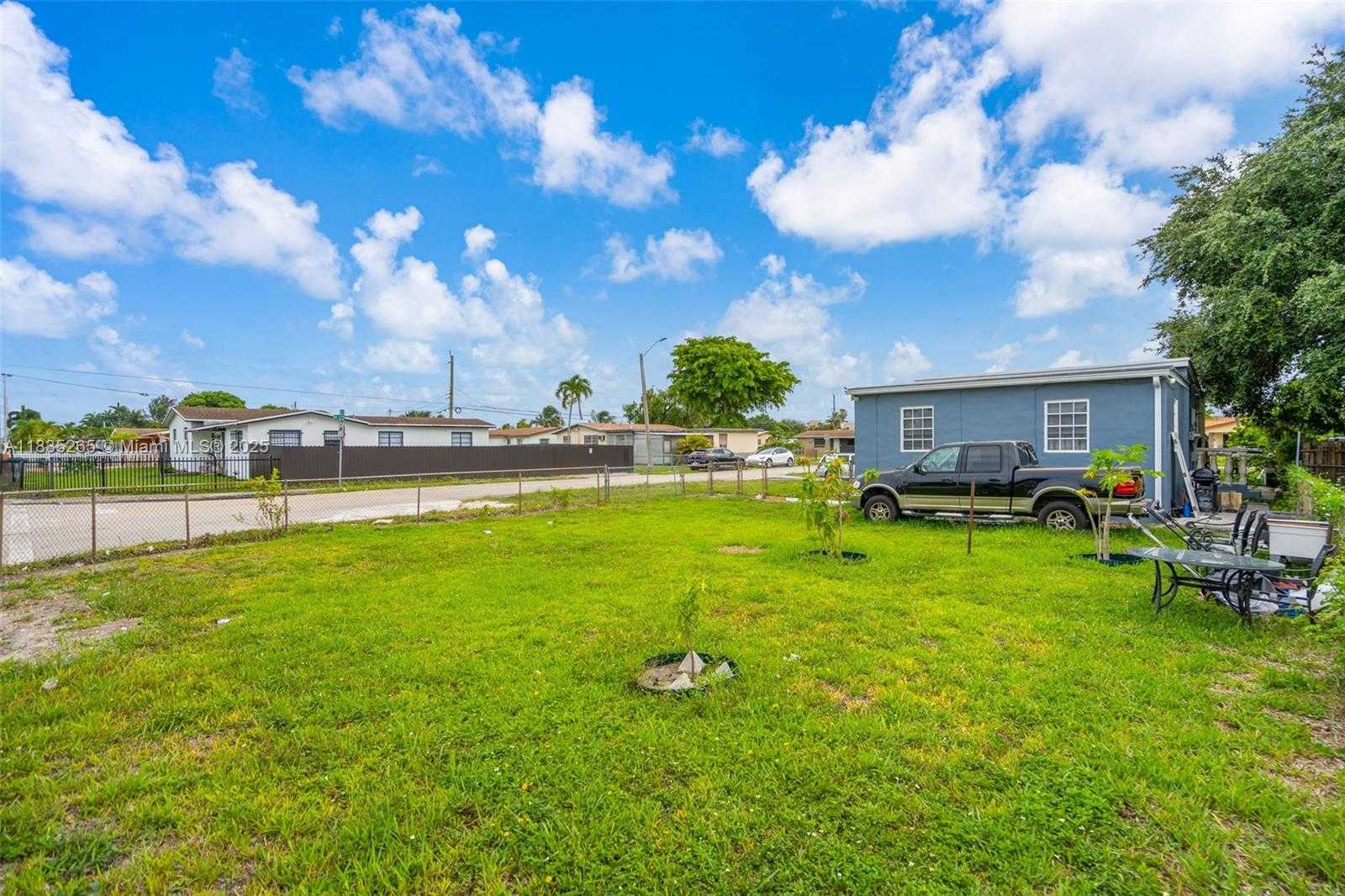 Small Image of 2225 NORTH WEST 122ND ST, Miami Number 19