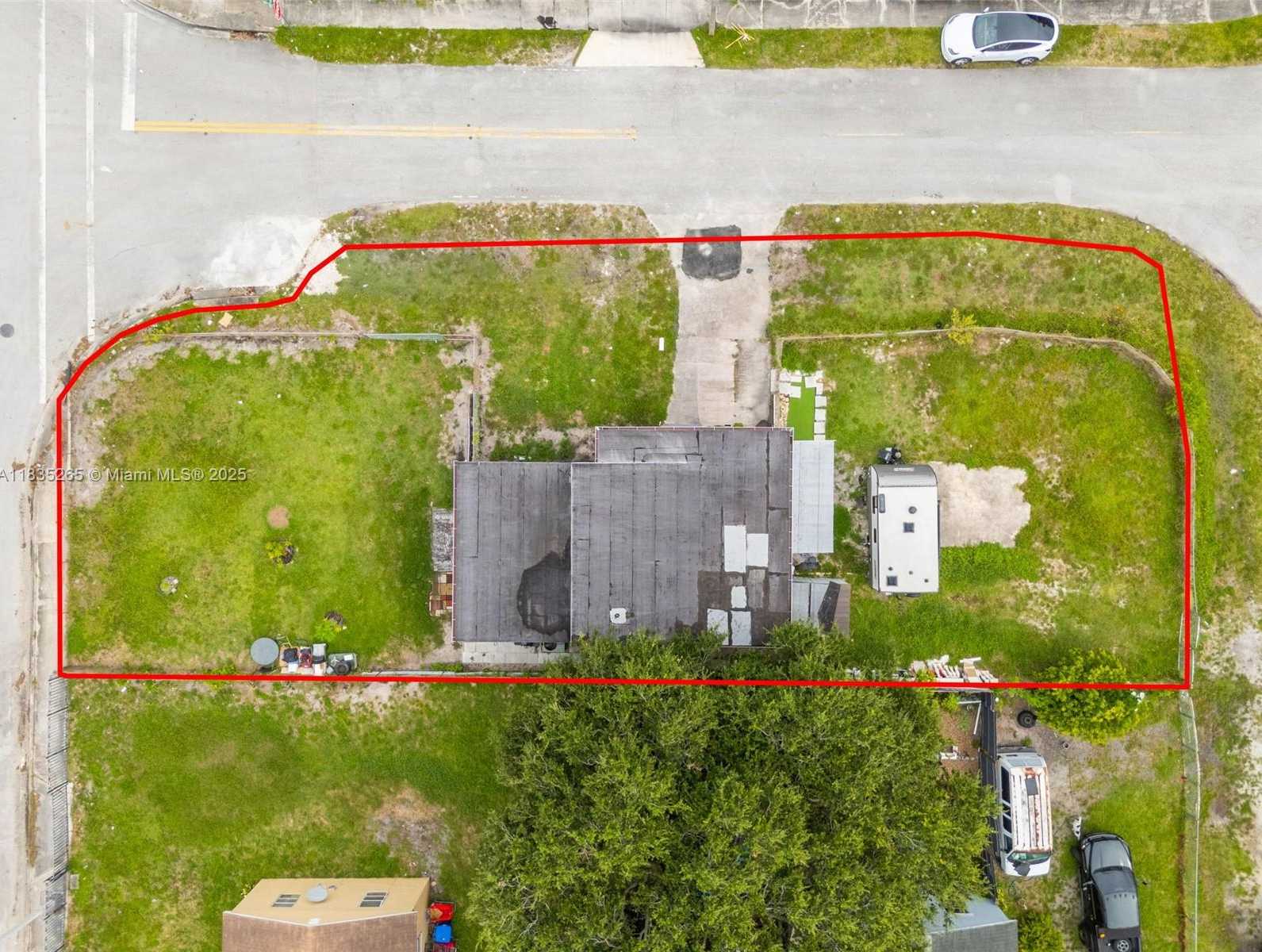 Small Image of 2225 NORTH WEST 122ND ST, Miami Number 25