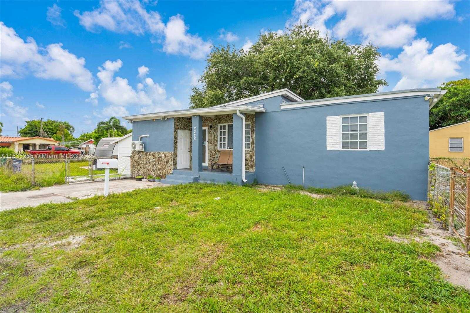 Small Image of 2225 NORTH WEST 122ND ST, Miami Number 3