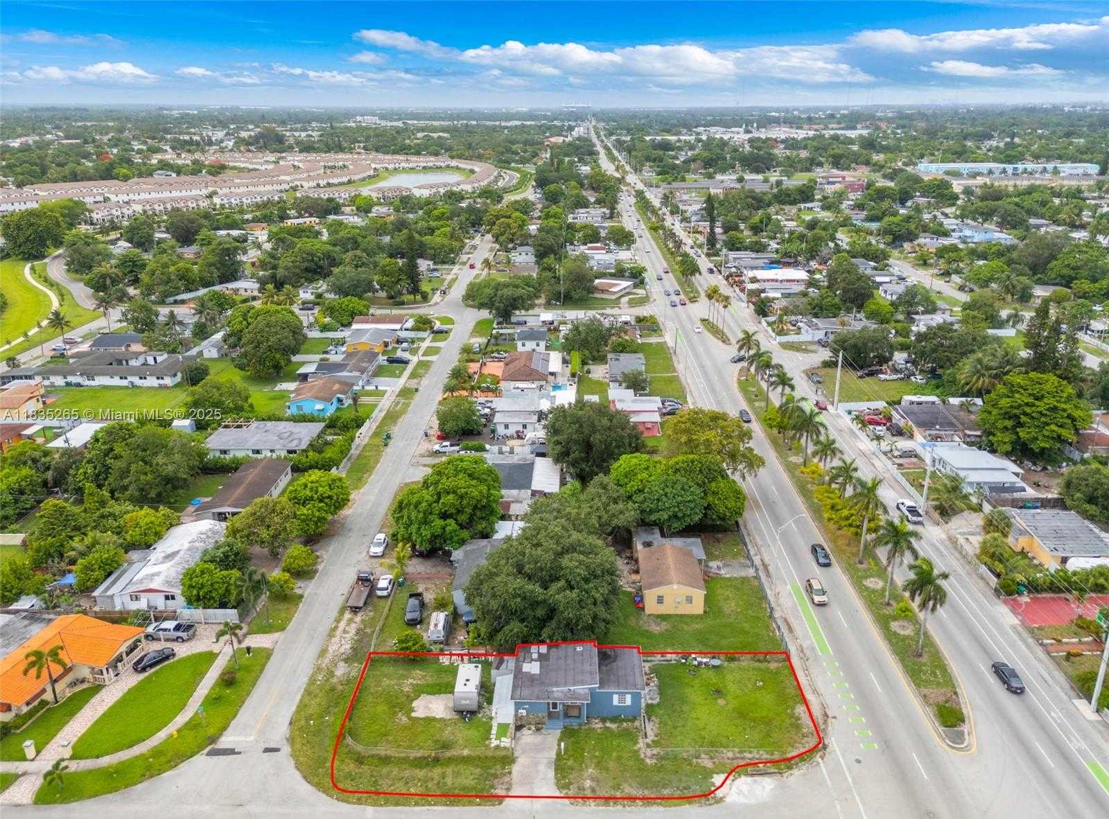 Small Image of 2225 NORTH WEST 122ND ST, Miami Number 4