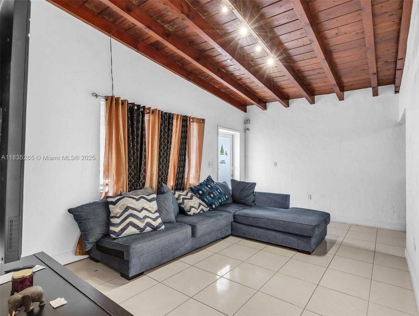 Small Image of 2225 NORTH WEST 122ND ST, Miami Number 5