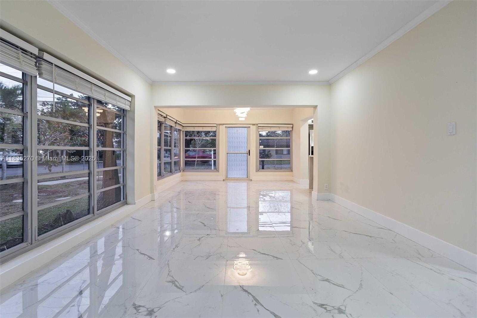 Small Image of 1817 NORTH EAST 2ND ST, Pompano Beach Number 8