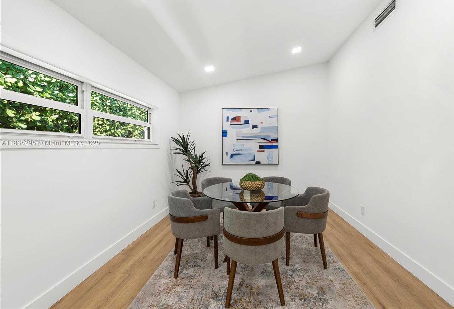Small Image of 410 SOUTH SHORE DR, Miami Beach Number 19