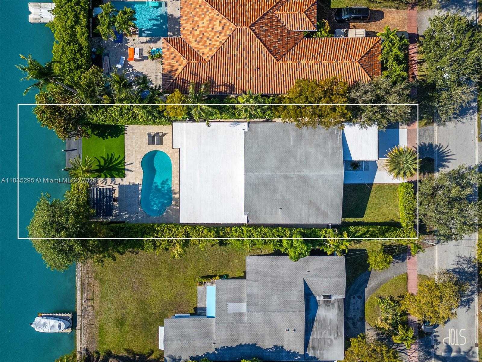 Small Image of 410 SOUTH SHORE DR, Miami Beach Number 36