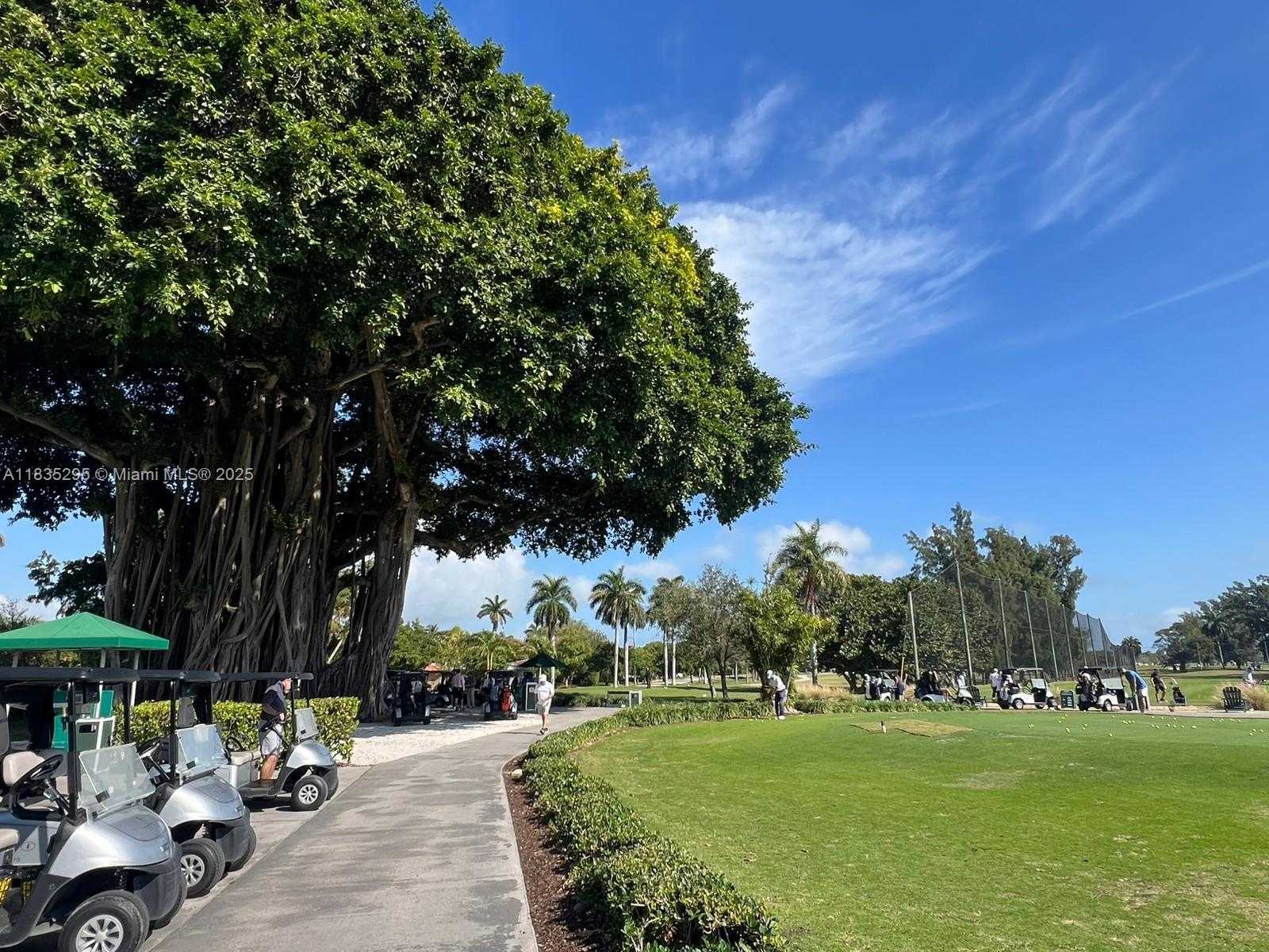 Small Image of 410 SOUTH SHORE DR, Miami Beach Number 47