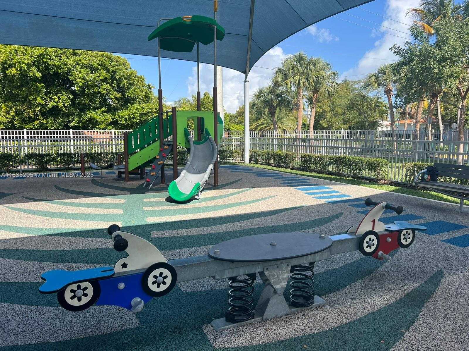 Small Image of 410 SOUTH SHORE DR, Miami Beach Number 52
